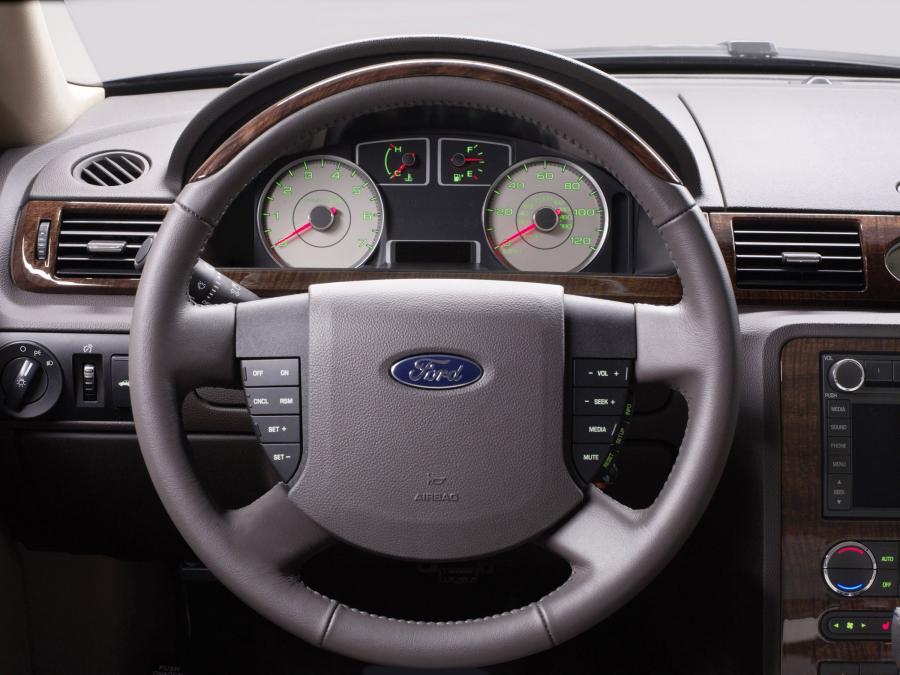  Ford Taurus 2008 года  (фото 13 из 57)